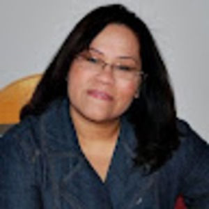 Meet your Posher, Raquel